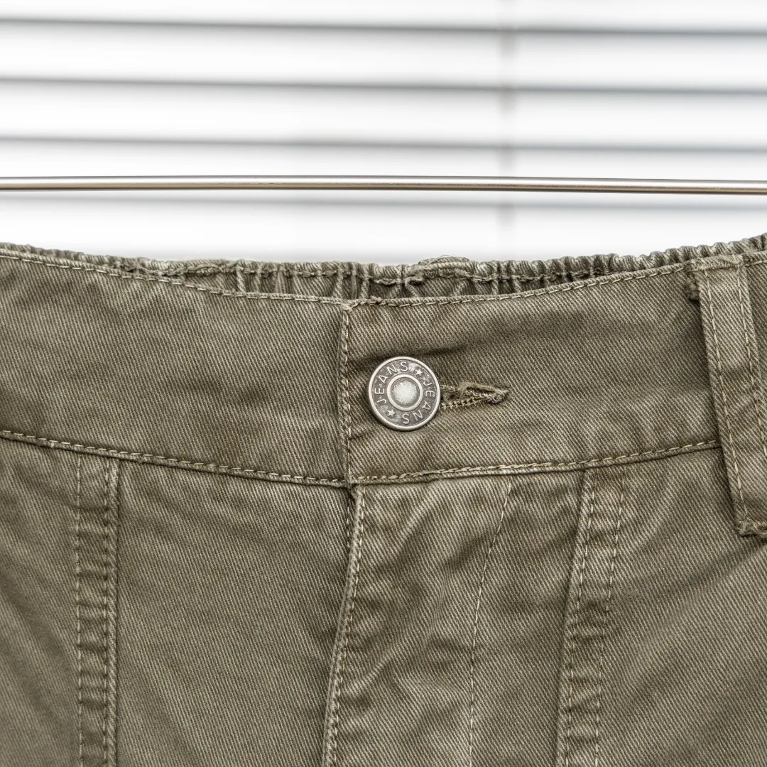 P340 top version (different currencies) Style: Stone Island STONE LSLAND washed and distressed multi-pocket functional trousers Color: Picture color Size: M-XXXL Fabric: Workwear Accessories: Full set of customized accessories No gender distinction, same style for men and women